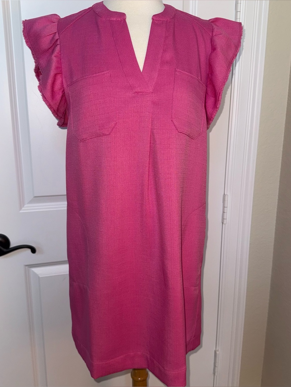 THML Hot Pink Flutter Sleeve Shift Mini Dress Size S